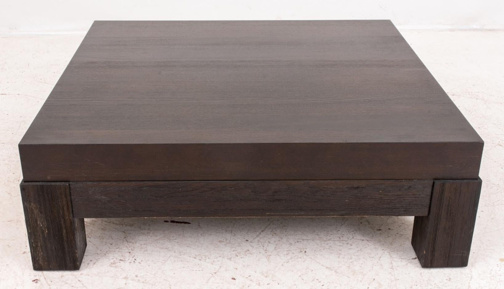 Moderne Table basse carrée en chêne teinté wengé en vente
