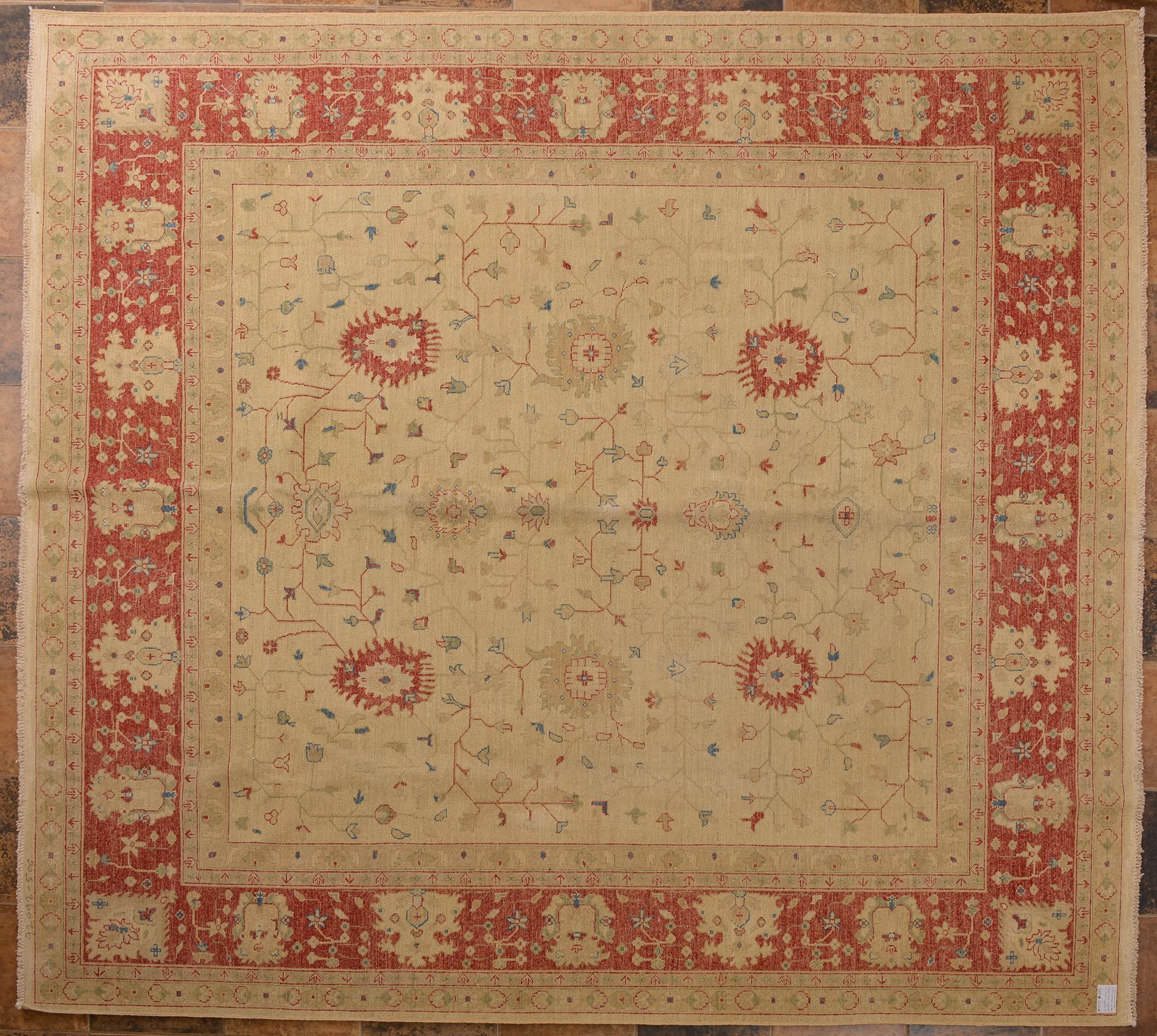 Alfombra o moqueta cuadrada estilo Ziegler Sultanabad Rugs en venta 1