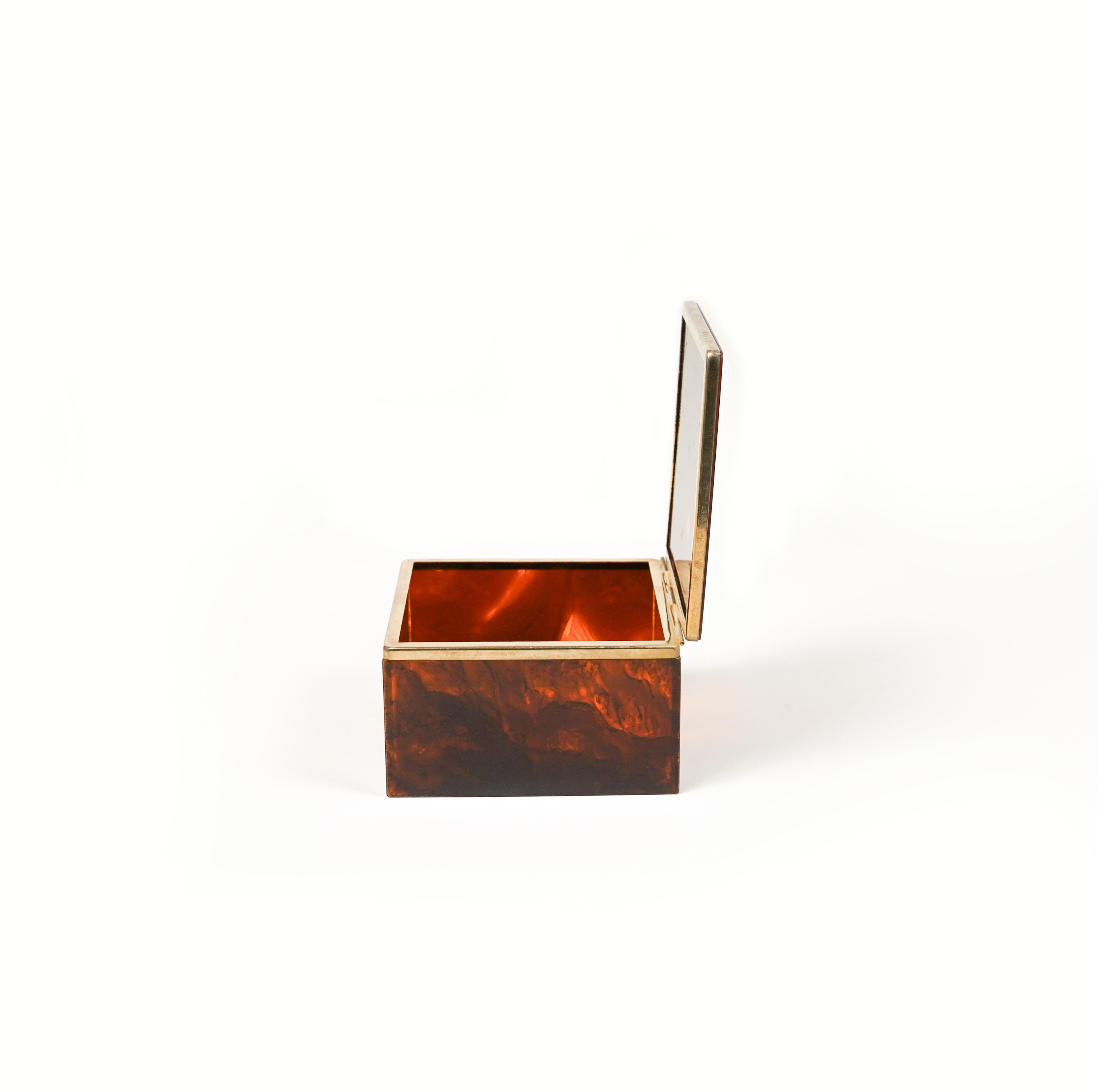 Squared Box in Faux Tortoiseshell Lucite Christian Dior Style, Italy 1970s In Good Condition For Sale In Rome, IT