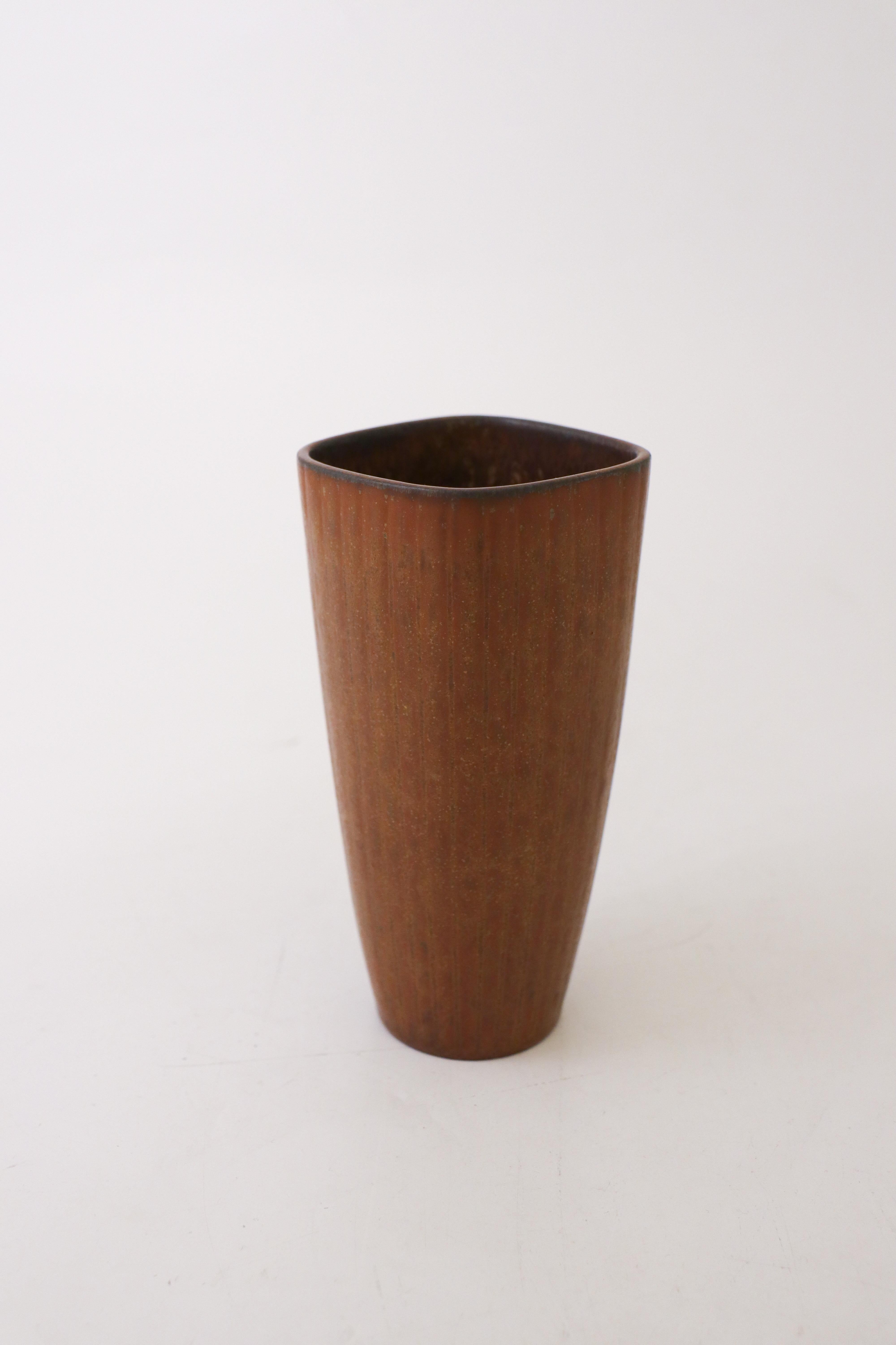Scandinavian Modern Squared, Brown Vase, Gunnar Nylund, Rörstrand, Scandinavian Mid-Century Vintage For Sale