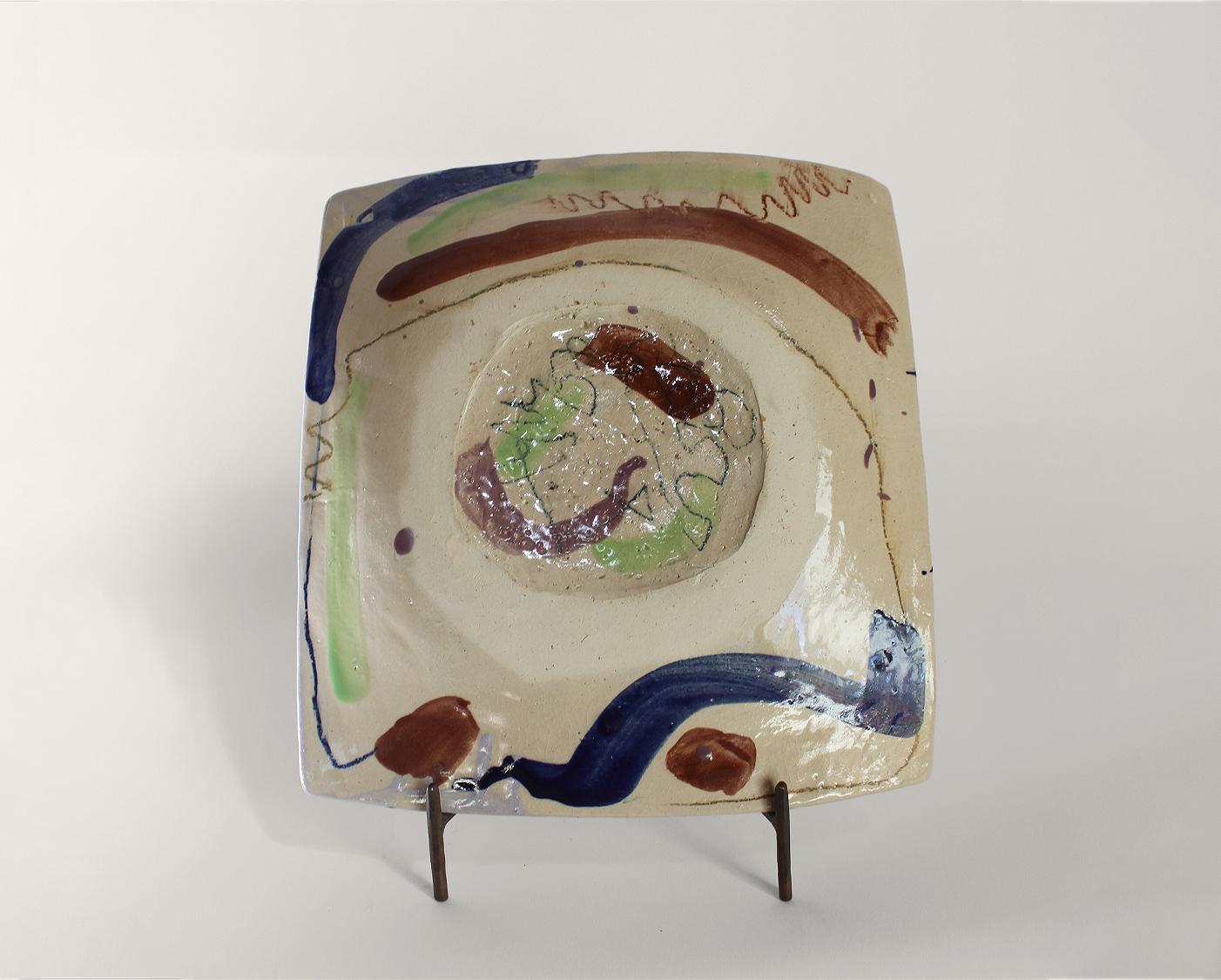 Terre sonore - Shun Kadohashi 

Colorful free square Japanese ceramic plate

27 x 30 x 5 cm
Sandstone
Made in Japan
Unique piece
2023

This work comes with a certificate of authenticity.

Shun Kadohashi is a Japanese ceramic artist who lives and