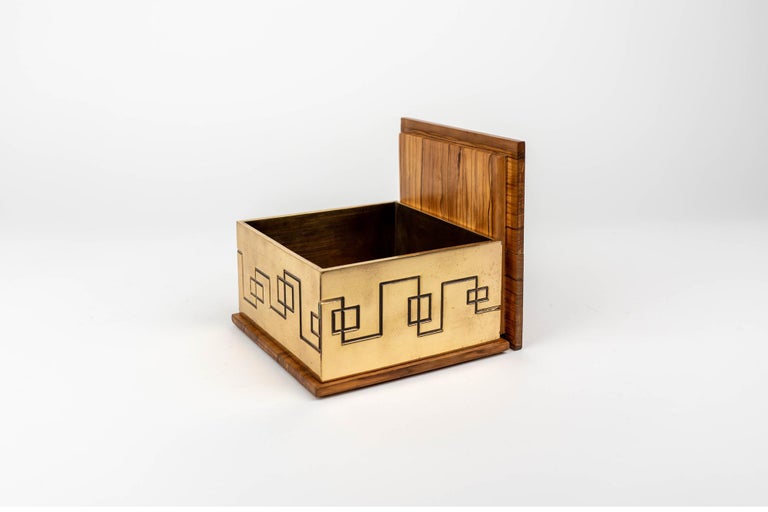 Squared Decorative Box in Solid Brass and Wood, Italy 1970s For Sale at