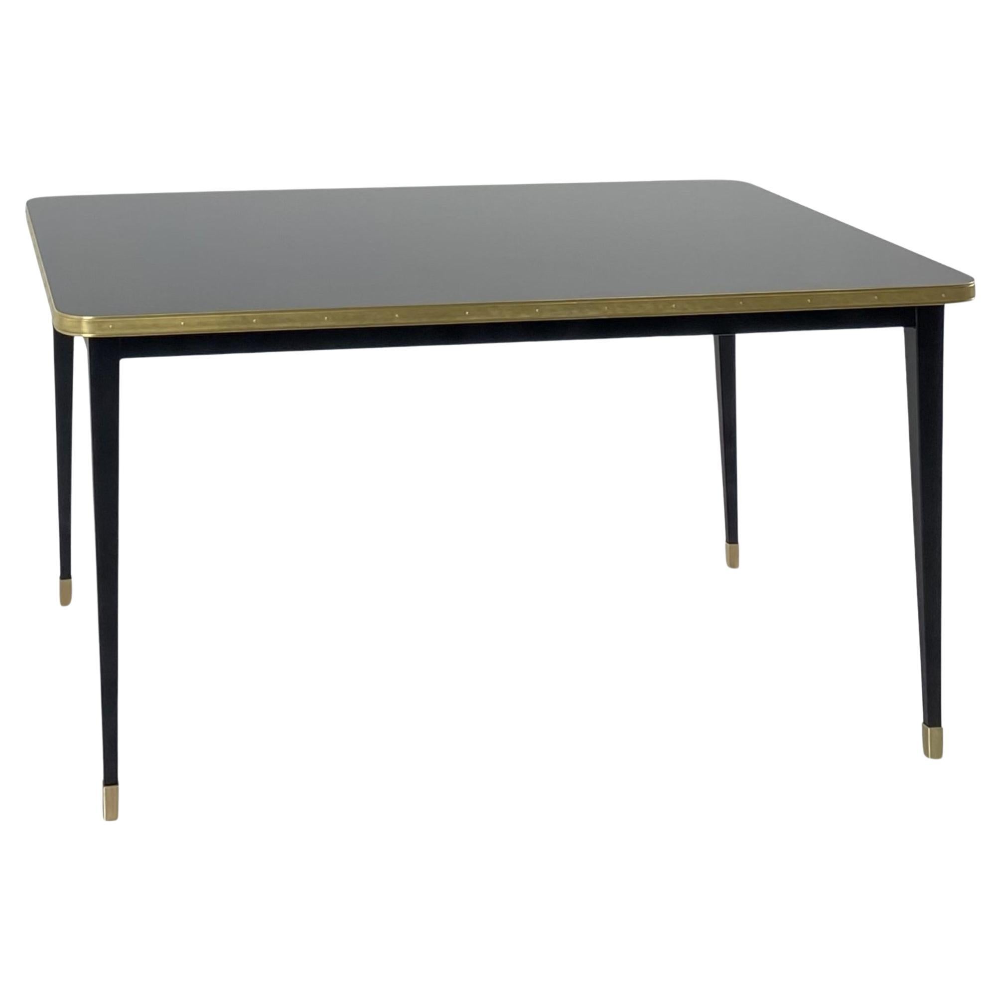 Table de salle à manger carrée, plateau brillant, laiton, pieds coniques noirs, Diamond Black - M