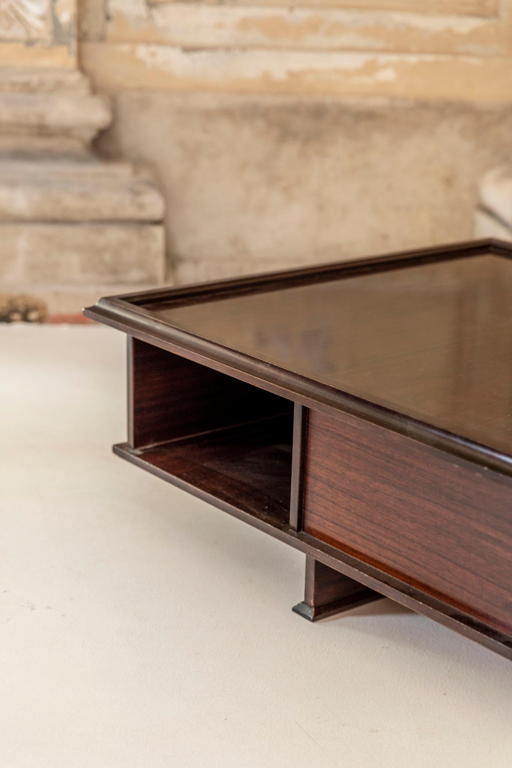 Squared Italian Midcentury Coffee Table For Sale 5