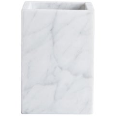 Handgefertigter handgefertigter quadratischer Zahnstocherhalter aus weißem Carrara-Marmor