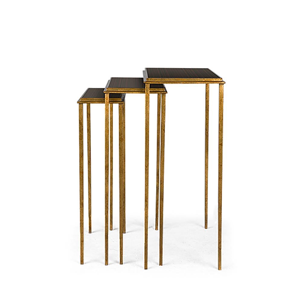 Squares Sharped Gold Side Table Set of Three In Excellent Condition For Sale In Paris, FR