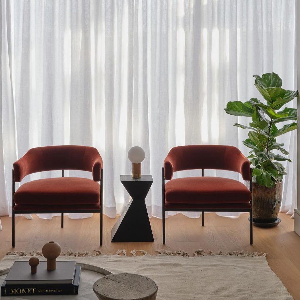 Taburete contemporáneo de madera maciza Squaretown by Hollis & Morris Canadiense en venta