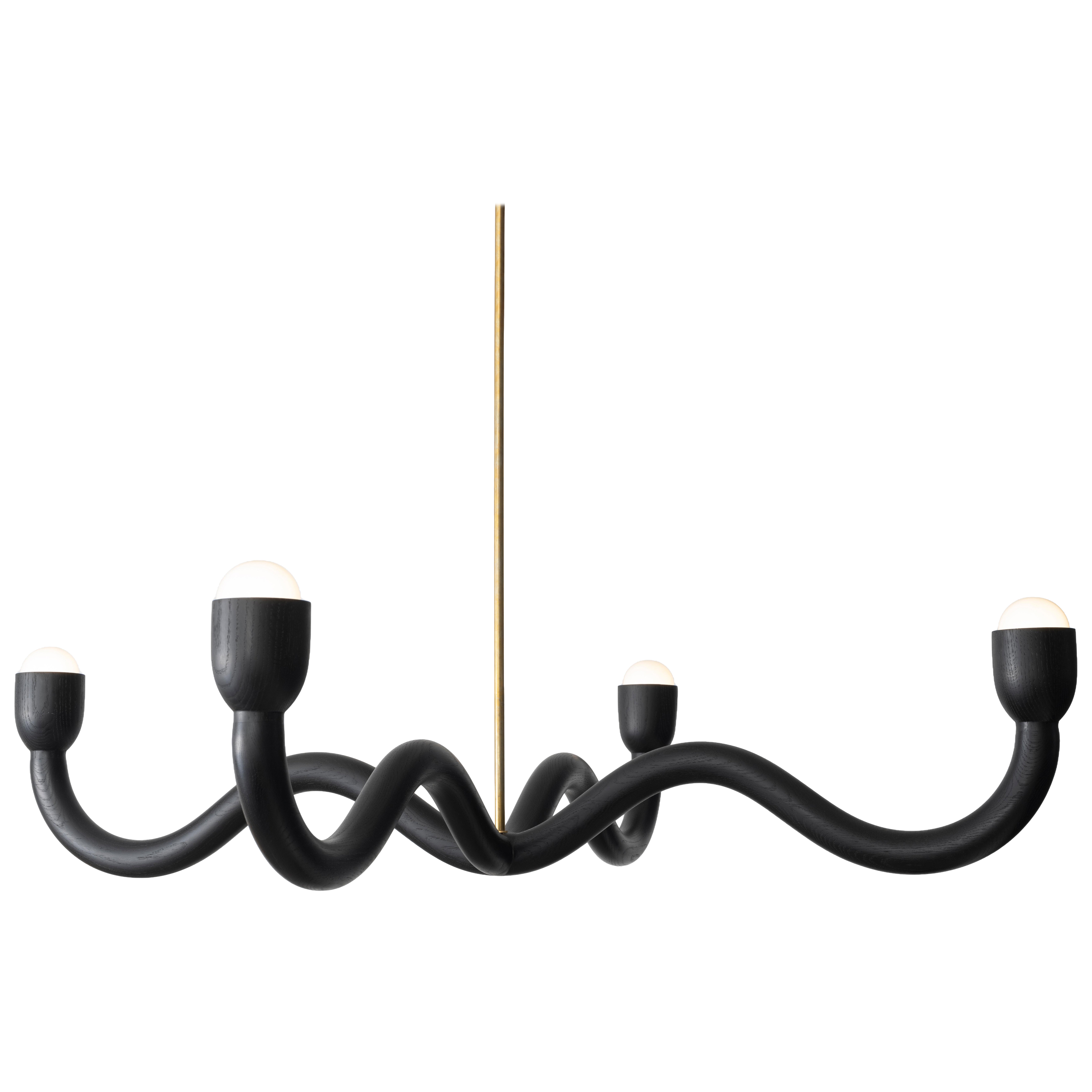Kronleuchter „Squiggle“ von Christopher Miano / Handgeformtes, ebonisiertes, verkohltes Eichenholz im Angebot