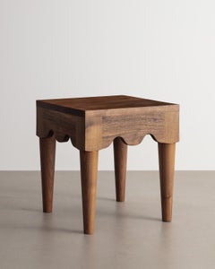 Tavolino Squiggle di Chris Miano, noce massiccio, stile American Craftsman