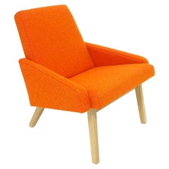 Lounge Chair with White Oak Frame