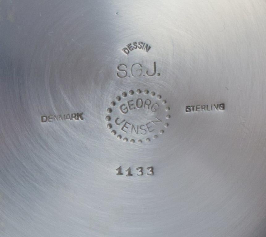 Søren Georg Jensen for Georg Jensen. Large bowl in sterling silver In Excellent Condition For Sale In Copenhagen, DK