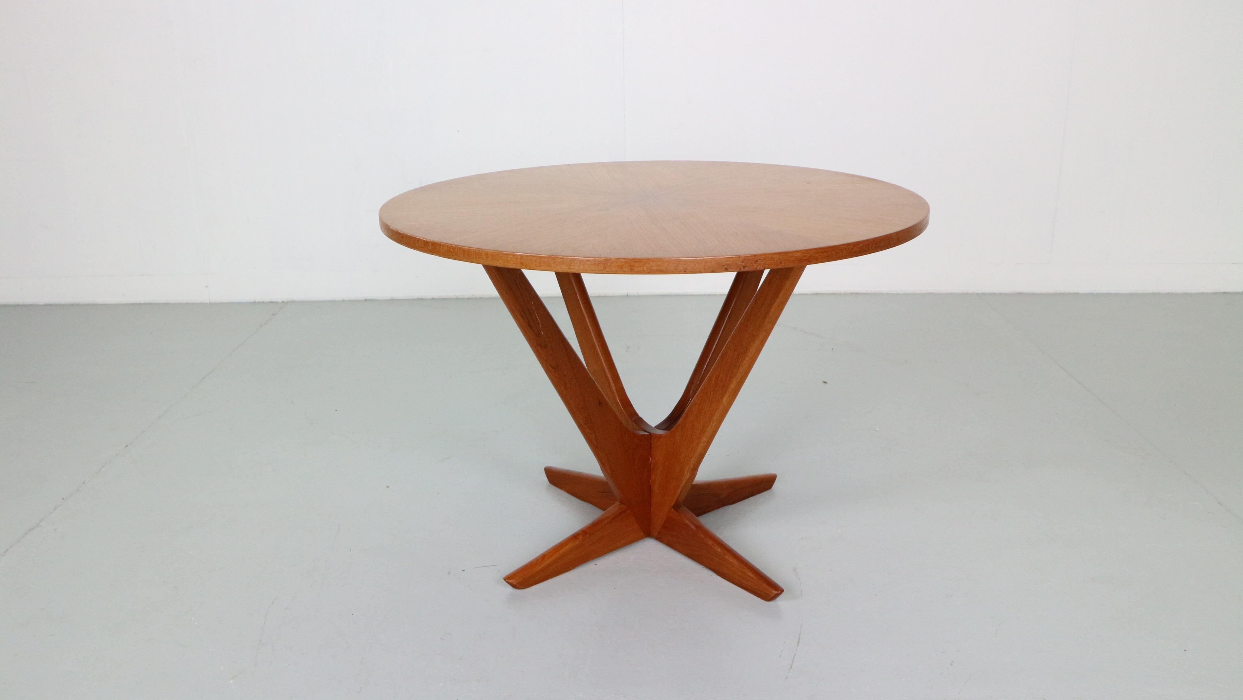 Mid-Century Modern Søren Georg Jensen Teak Round Coffee Table for Kubus, 1960, Denmark