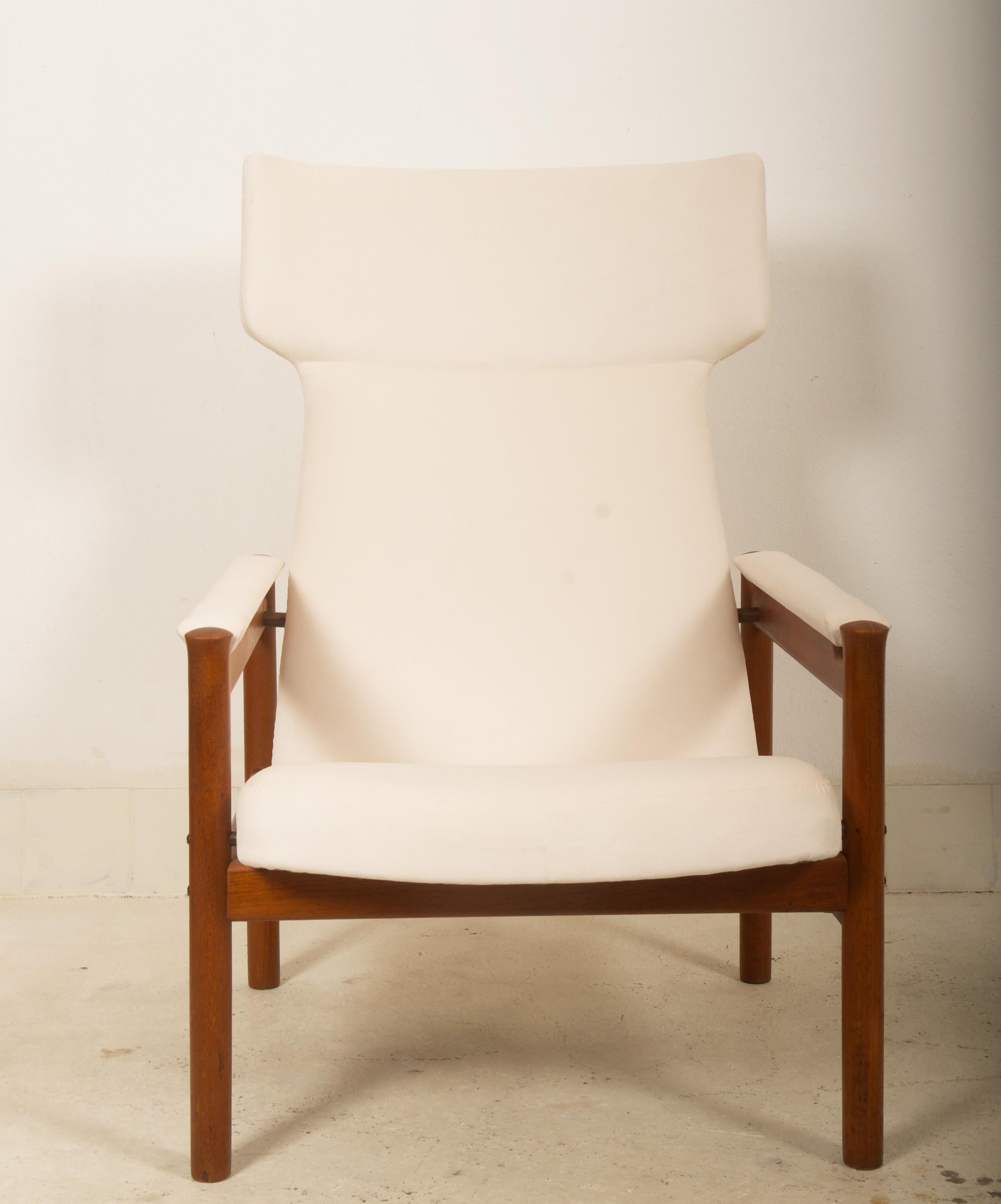 Søren Hansen Wingback Chair Lounge Chair For Sale 6