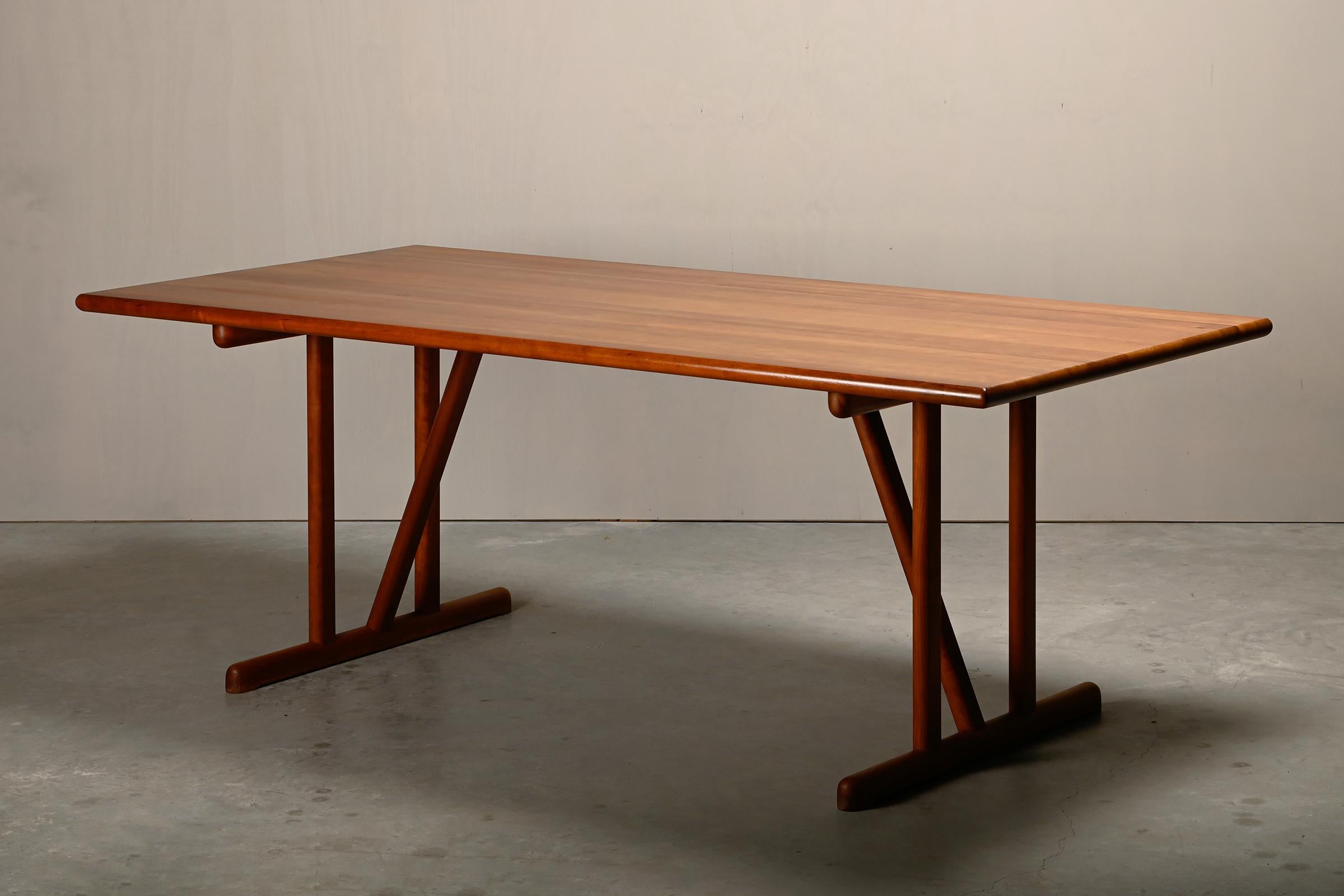 Søren Holst Shaker Dining Table or Desk in solid Cherry Wood, Denmark In Good Condition In Amsterdam, NL