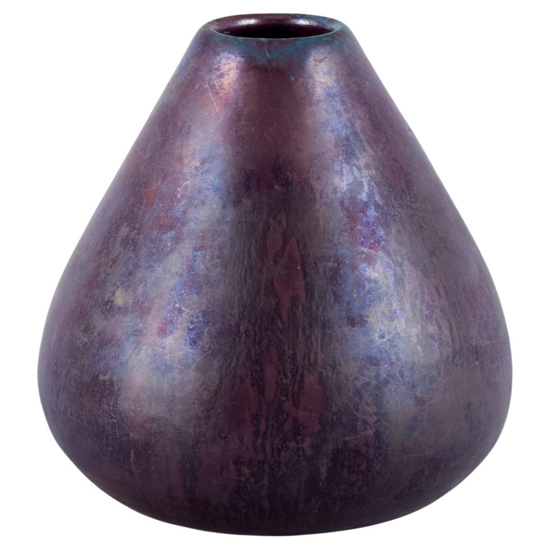 Søren Kongstrand, Danish ceramicist. Unique vase with shiny glaze. Ca. 1920