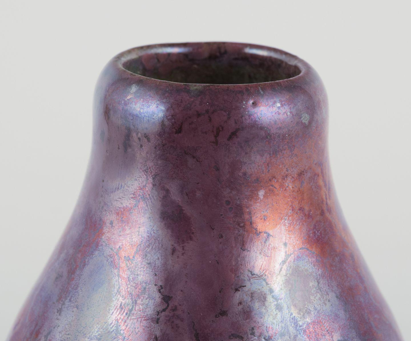 Smaltato Søren Kongstrand, ceramista danese. Vaso con smalto a lustro. Circa 1920 in vendita