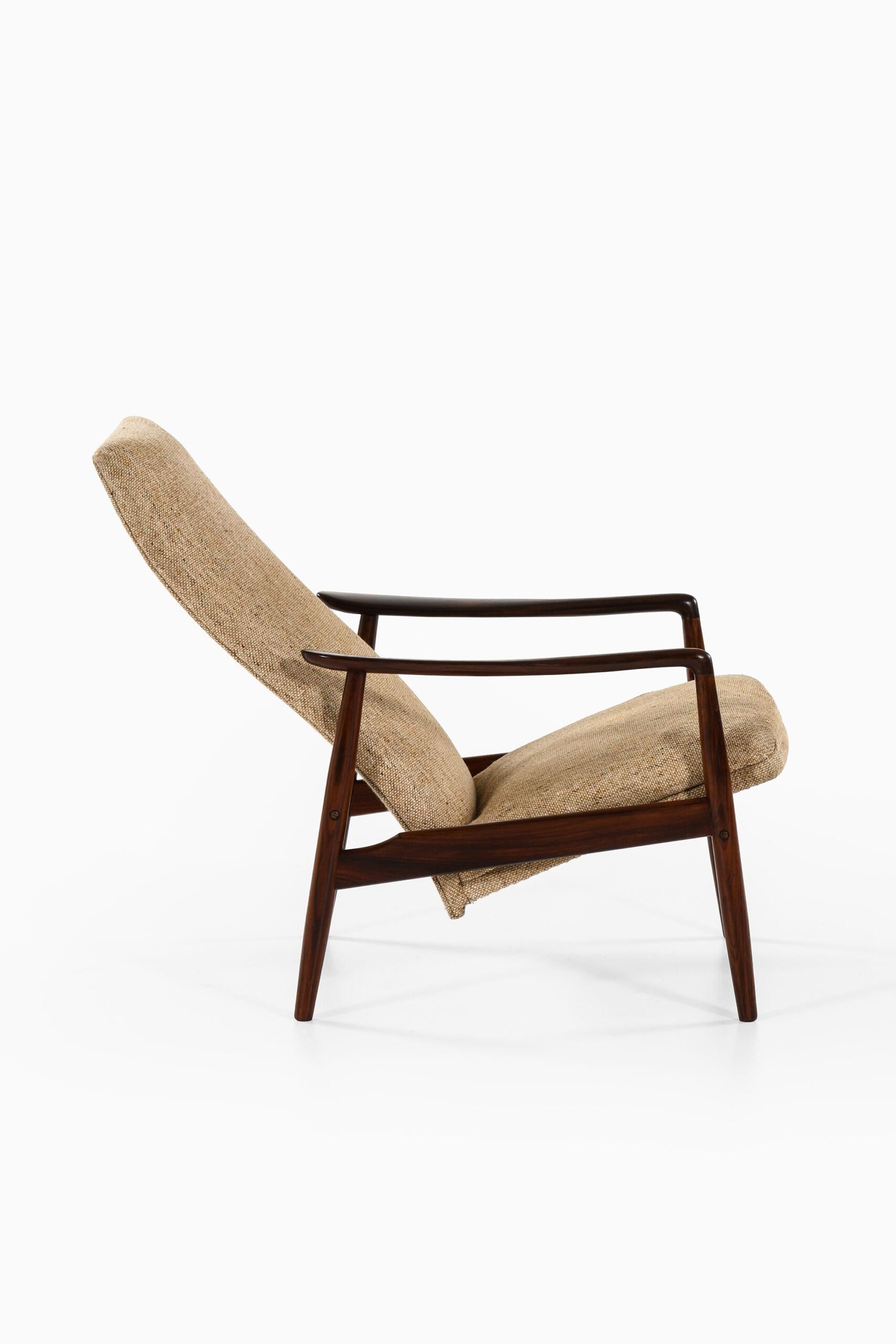 Fabric Søren Ladefoged Lounge Chair Model 72 Produced by Søren Ladefoged & Søn