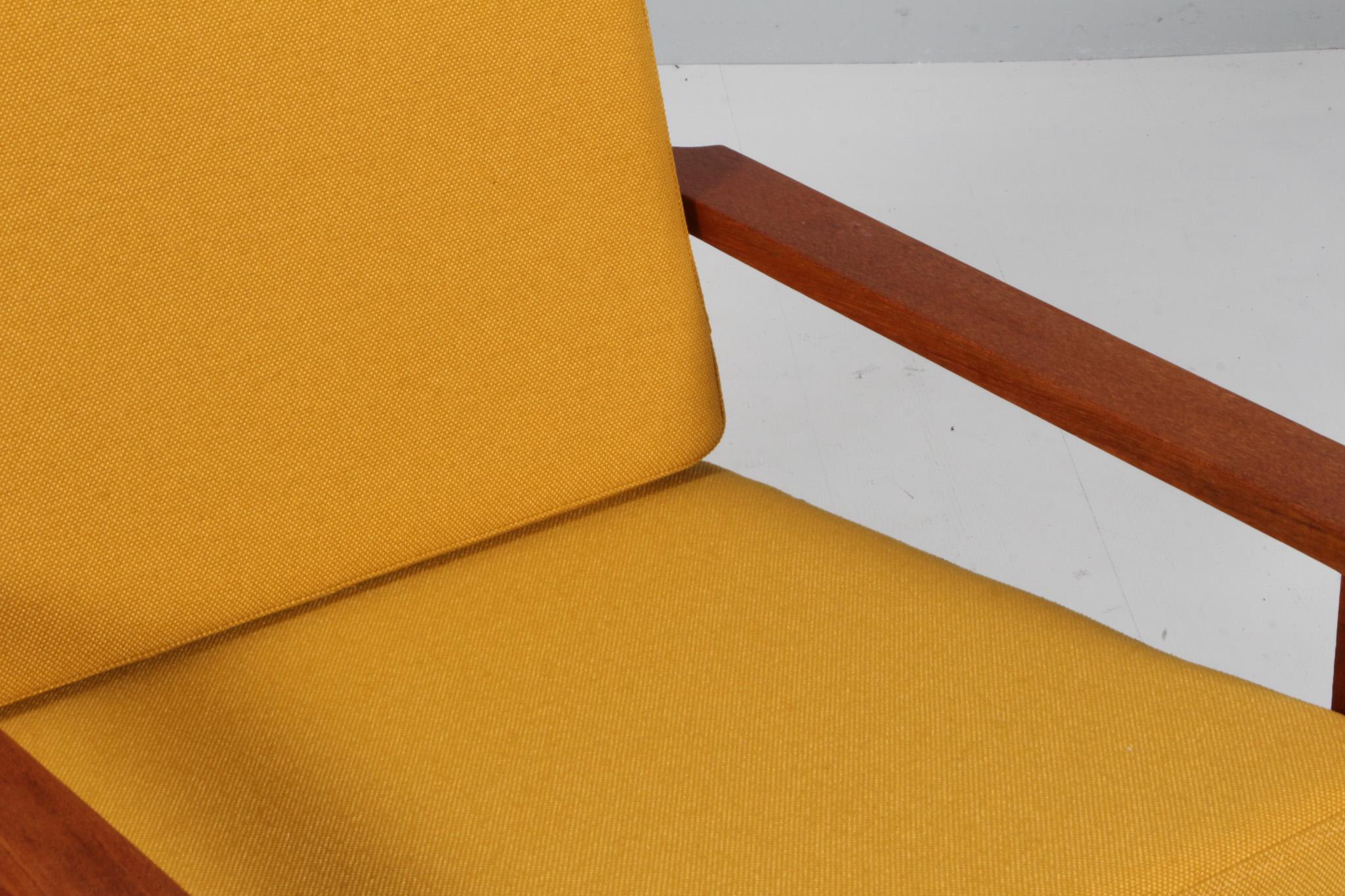 Chaise à bascule Søren Ladefoged en teck et tissu Bon état - En vente à Esbjerg, DK