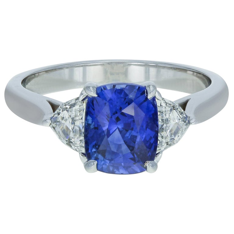 Sri Lanka Blue Sapphire and Diamond Ring 3.34 Carat 18 Karat White Gold