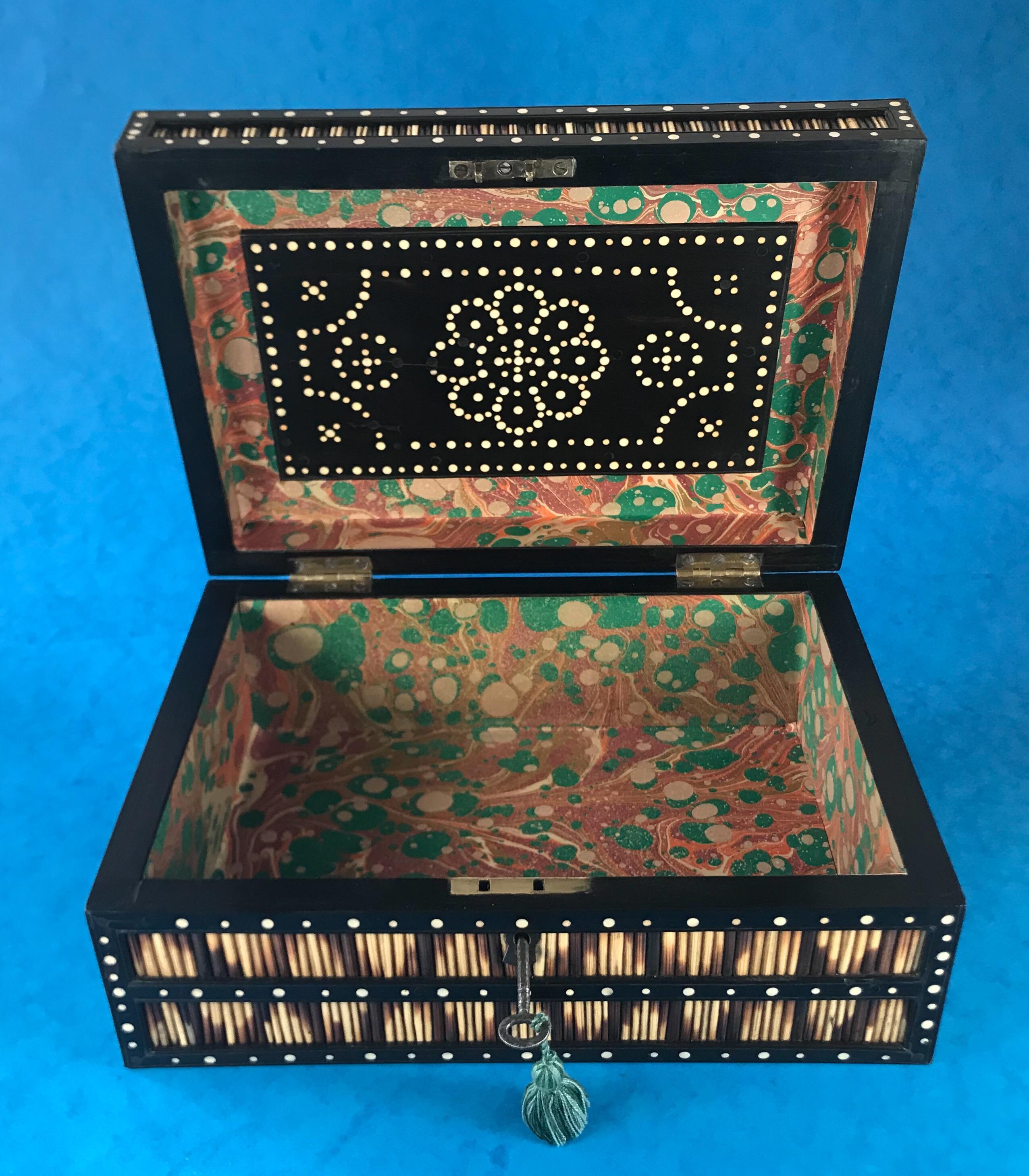 Sri Lankan 1880 Ebony and Bone Inlaid Porcupine Quill Box 1