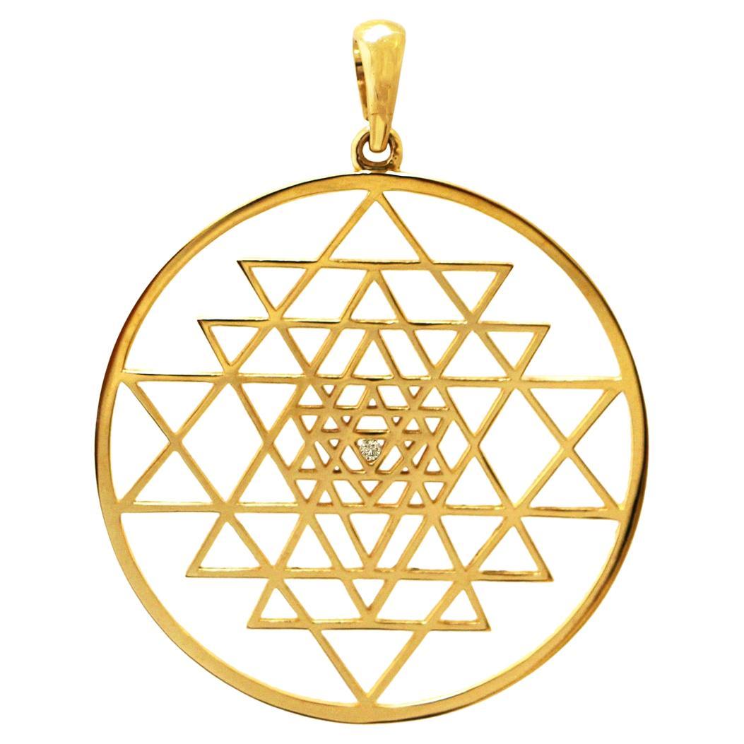 Sri Shri Yantra Yoga Pendant Necklace Sacred Geometry Mandala 18Kt Yellow Gold