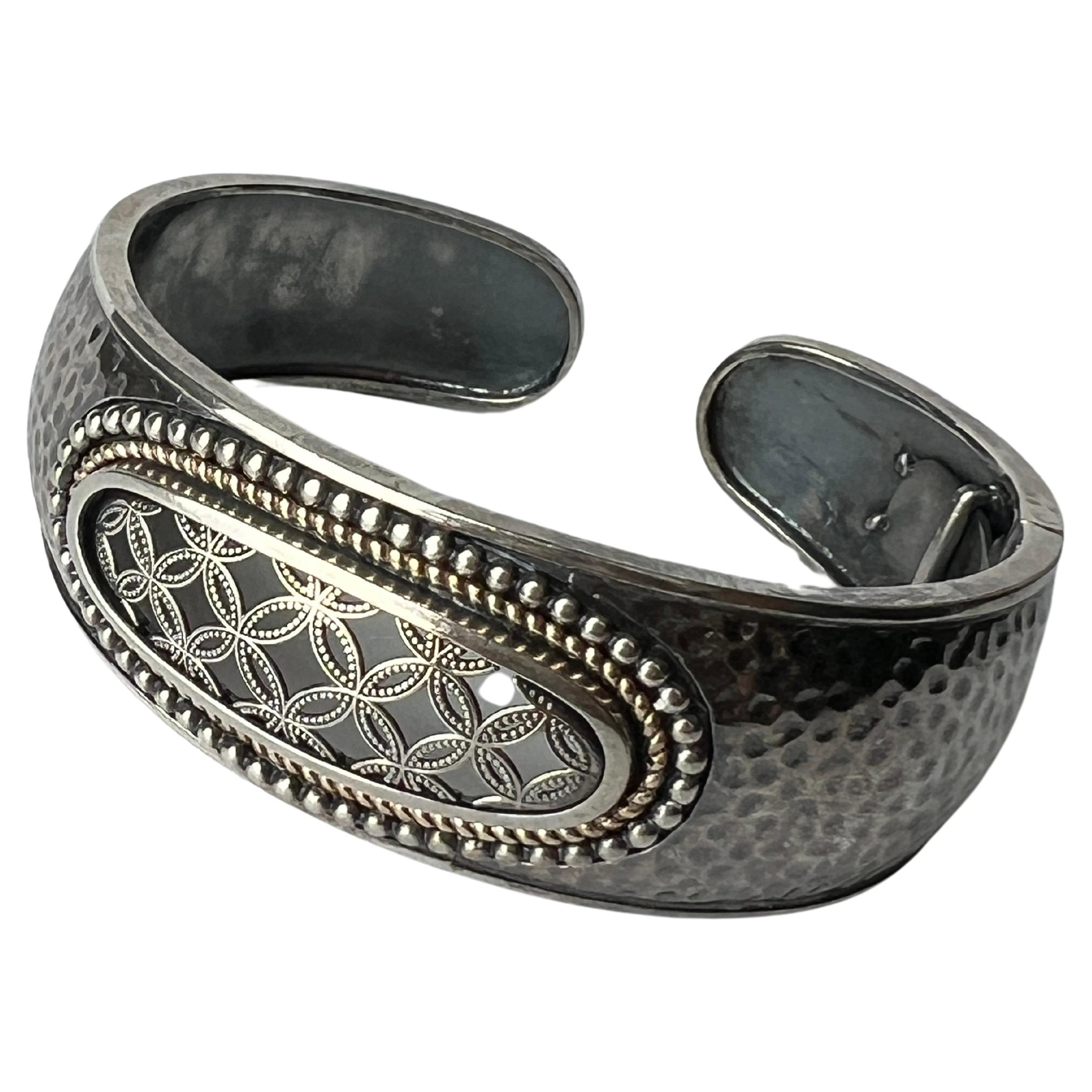 Flat Hinge Bangle 14K