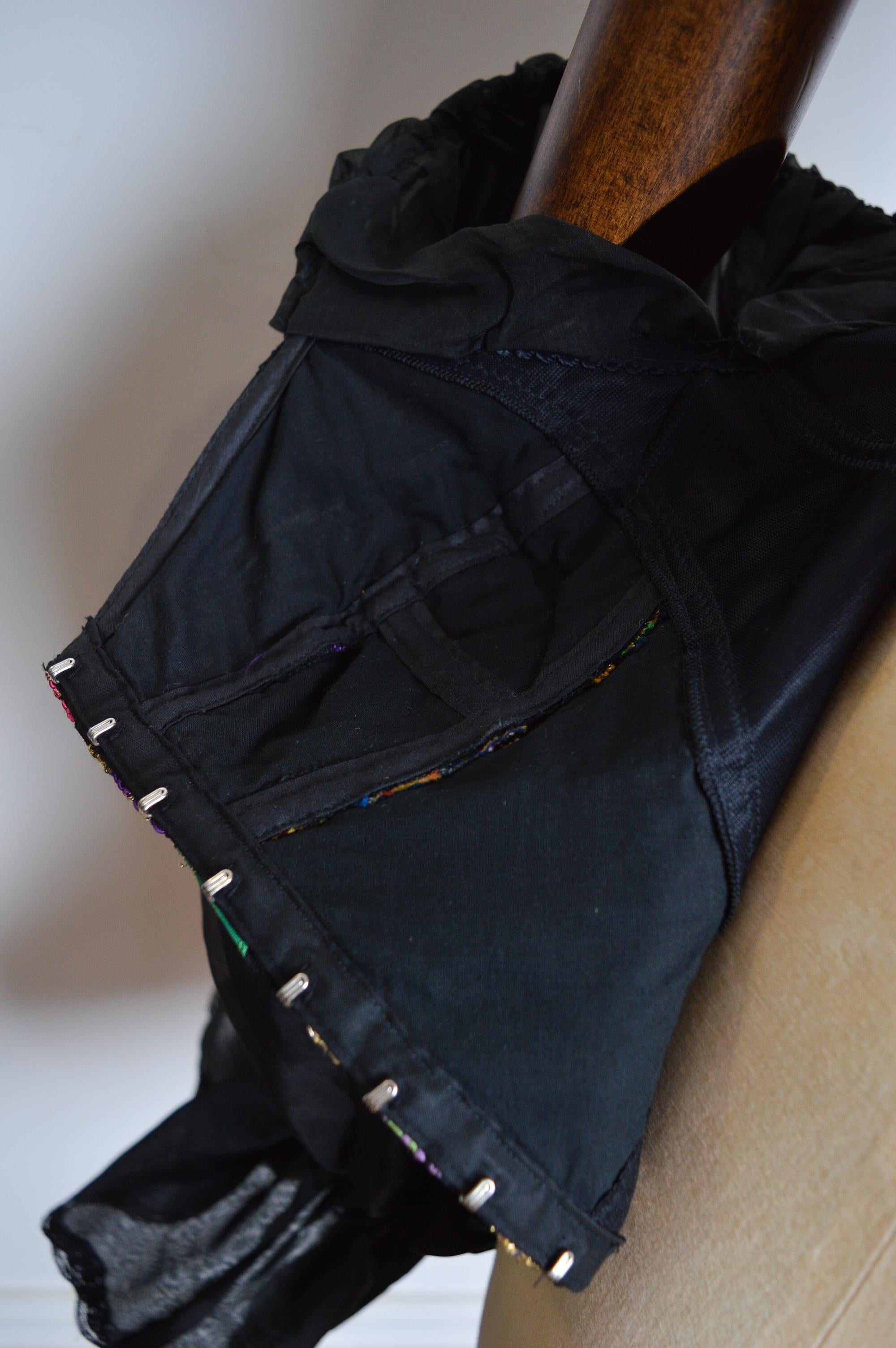 SS 1993 DOLCE & Gabbana Camicetta ricamata con corsetto in vendita 6
