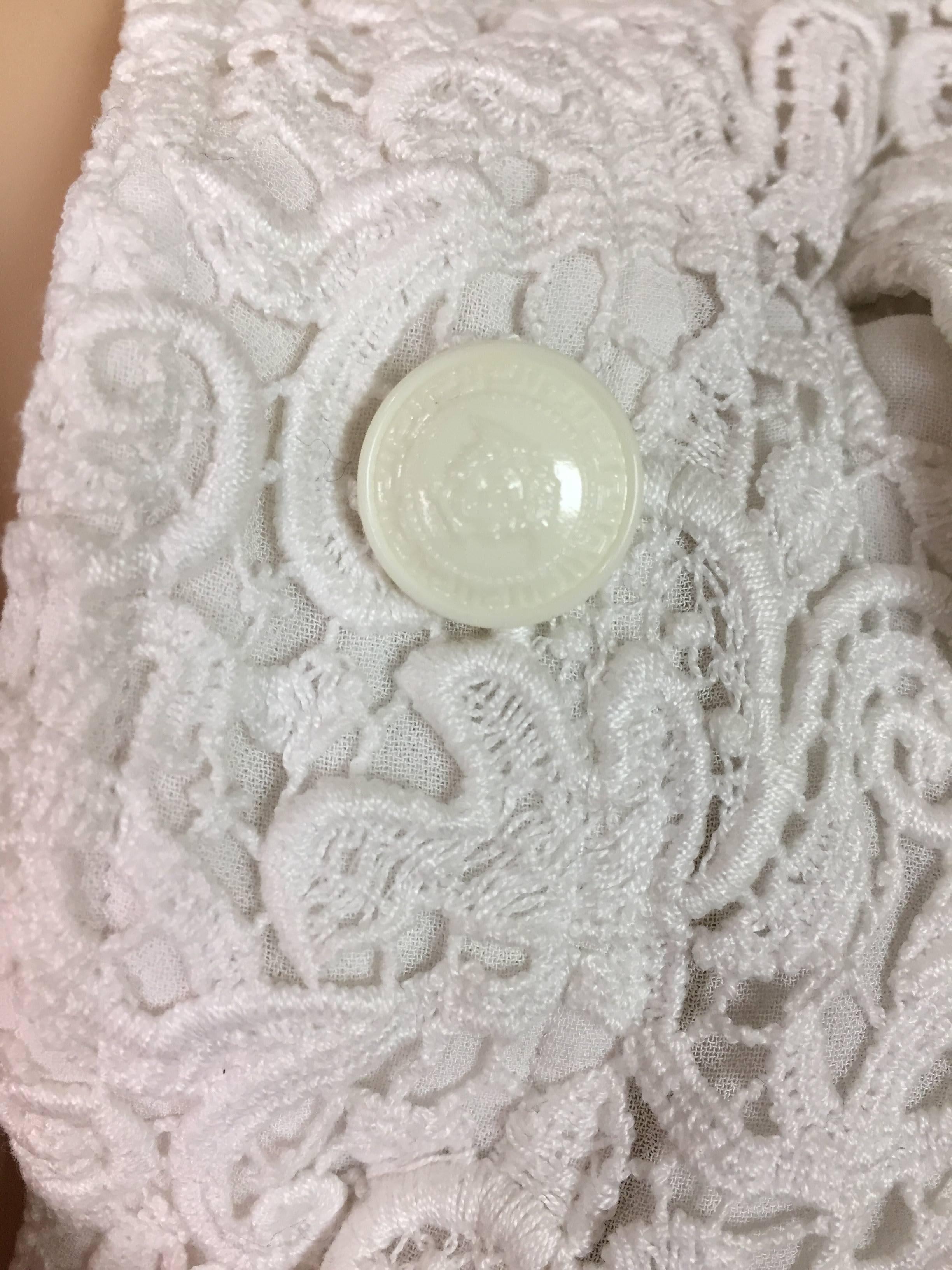 S/S 1994 Gianni Versace Sheer White Lace Cropped Short Jacket 38 In Good Condition In Yukon, OK