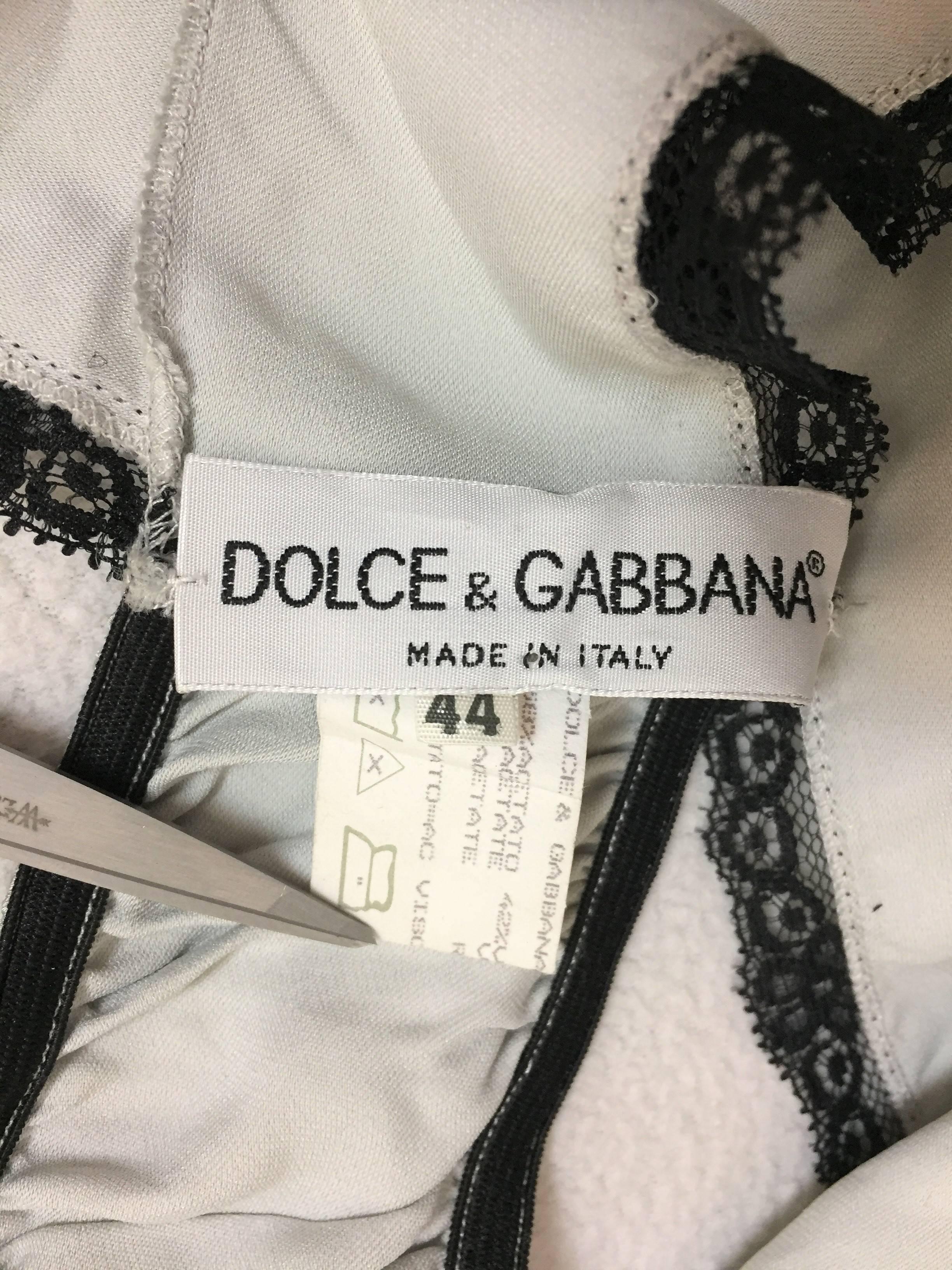 Women's S/S 1995 Dolce & Gabbana Silver Lace Cami Crop Top w/ Charm