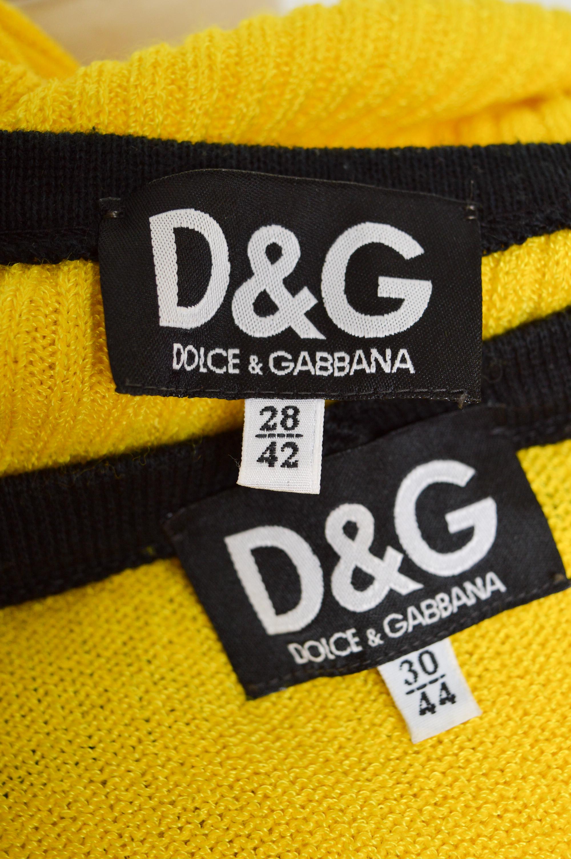 SS / 1996 DOLCE & GABBANA Yellow Matching 2 Piece Twin Set Cardigan Crop Top Set In Fair Condition For Sale In Sheffield, GB