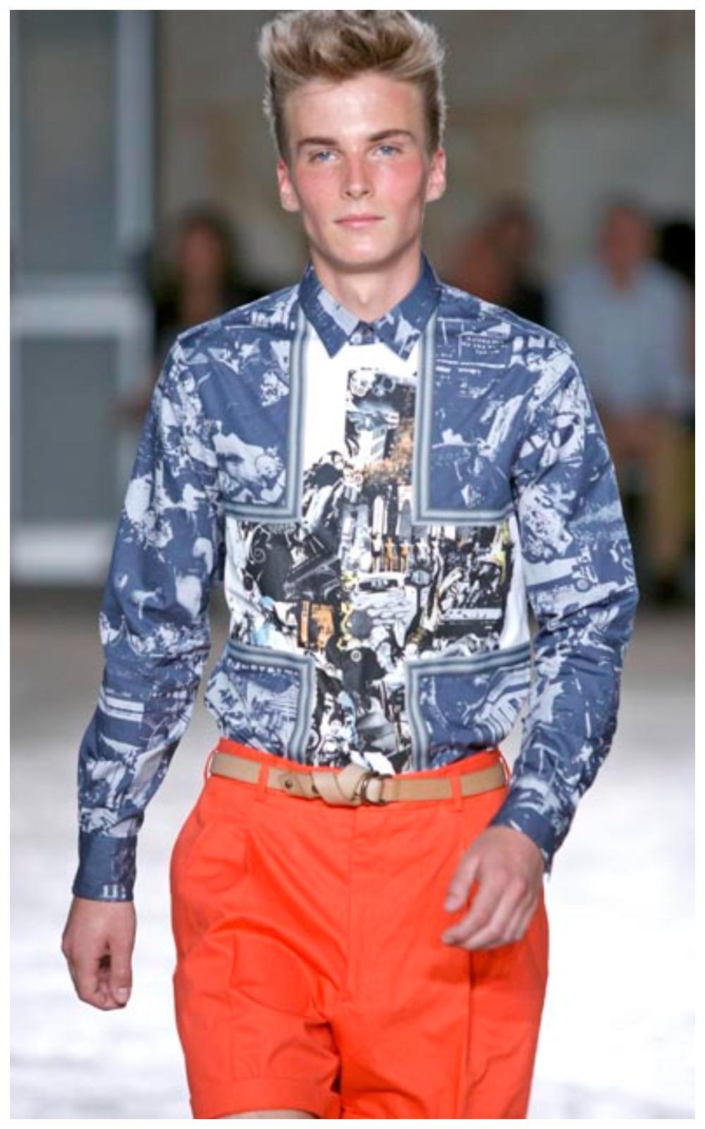Alexander McQueen SS 2008 Hemd
Größe ~S-M

guter Zustand, innen im Kragenbereich ist eine leichte Vergilbung, von außen nicht erkennbar