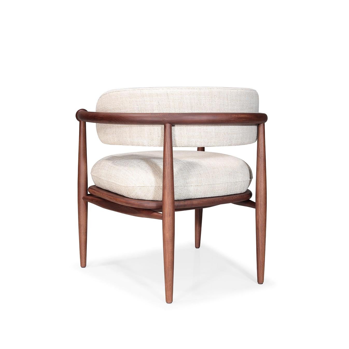 Sillón SS1: Respaldo curvo y confort intemporal en madera Portugués en venta