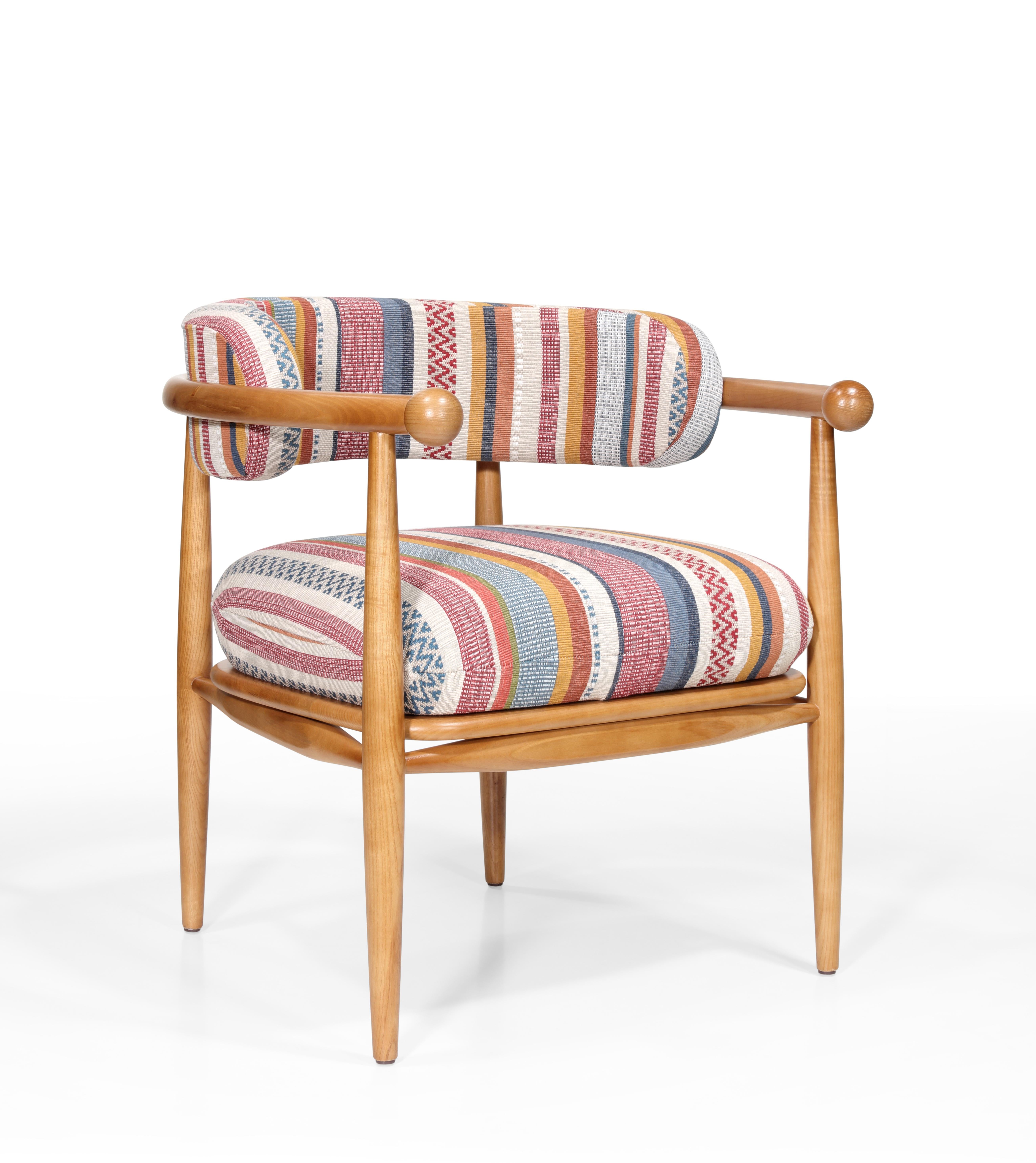 Sillón SS1: Respaldo curvo y confort intemporal en madera en Nuevo estado para la venta en Baguim Do Monte, PT
