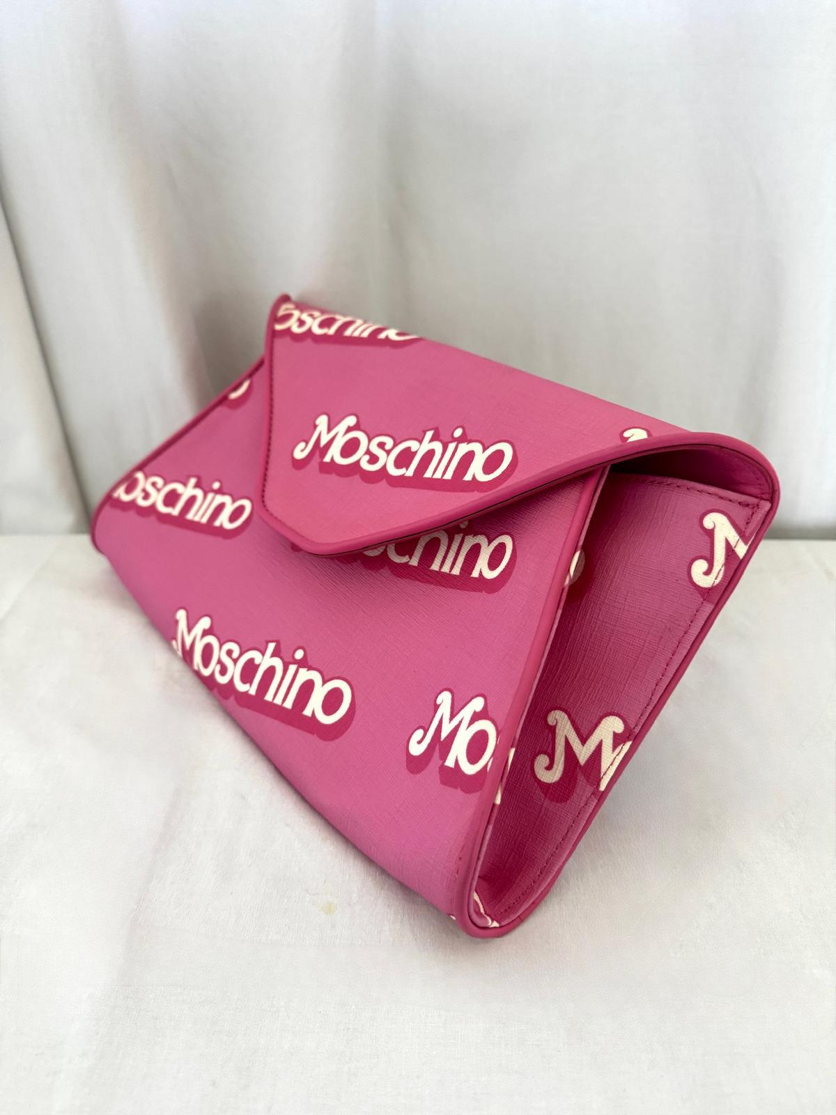 SS15 MOSCHINO Couture Jeremy Scott Barbie Pink Saffiano Logo Print Crossbody Bag In New Condition In Los Angeles, CA