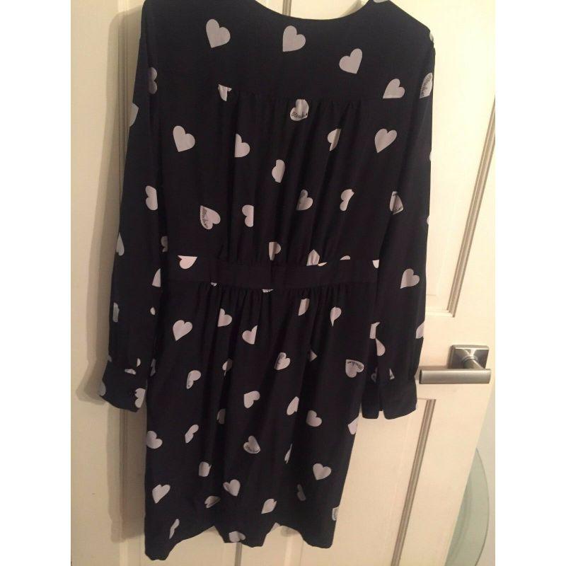 Women's SS15 Moschino Couture x Jeremy Scott Black Silk Heart Print Dress with Front Bow For Sale