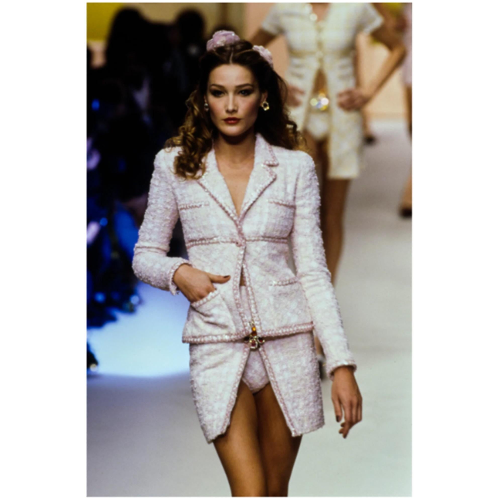 SS1995 Chanel FR36 Panty Shorts Tweed Pink 1