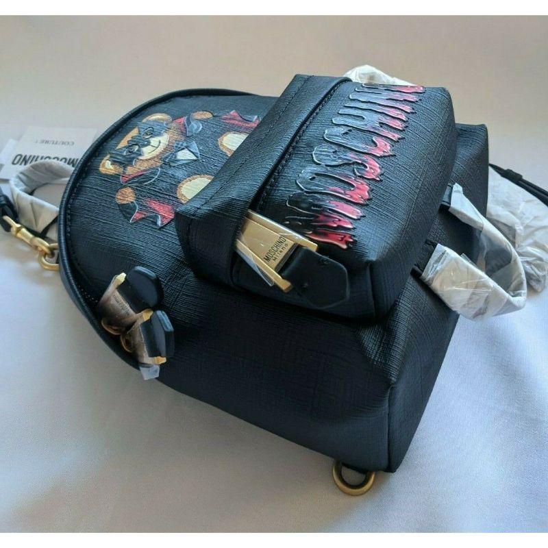 Moschino Couture - Mini sac à dos noir « Bat Teddy Bear » en forme de ours, Halloween SS20, Jeremy Scott en vente 6