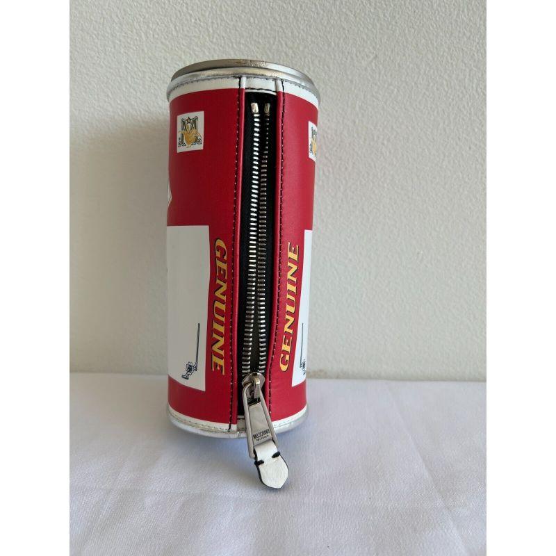 SS20 Moschino Couture Jeremy Scott Calfskin Clutch Budweiser Shaped Can Bag In New Condition For Sale In Matthews, NC