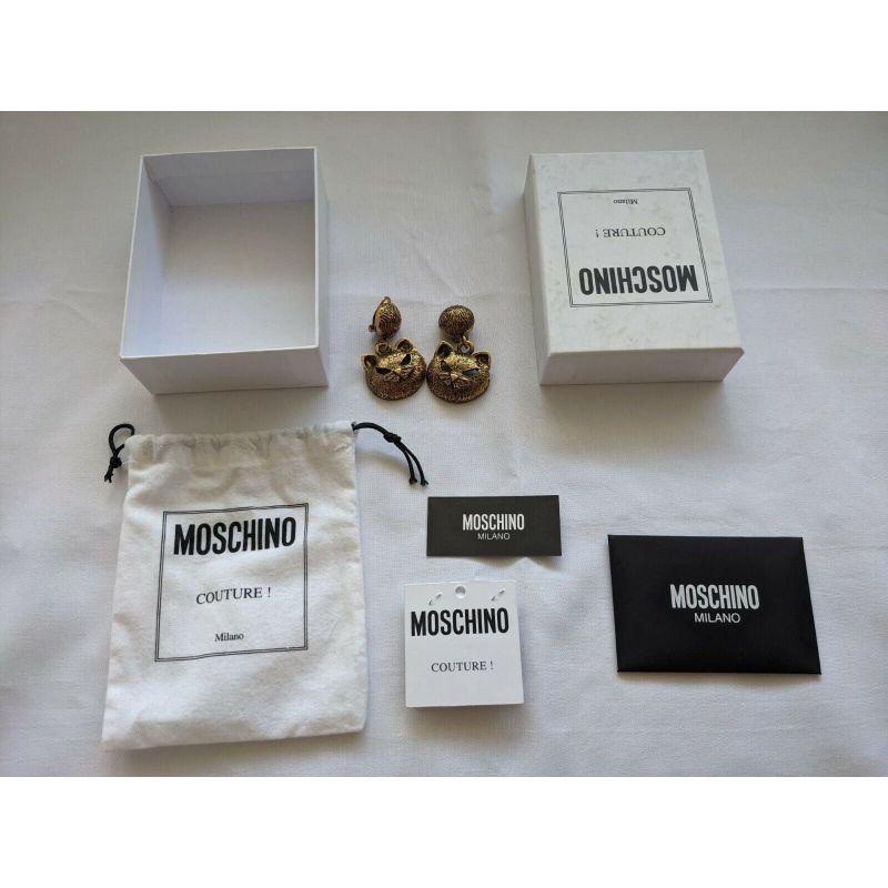 SS20 Moschino Couture Jeremy Scott Gold Cat Eye Clip On Earrings Trick or Chic For Sale 7