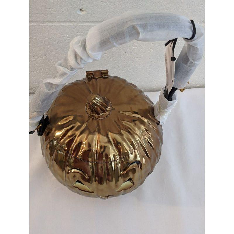 SS20 Moschino Couture Jeremy Scott Gold Pumpkin Laminated Bag Halloween Trick en vente 2