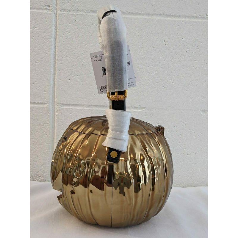 SS20 Moschino Couture Jeremy Scott Gold Pumpkin Laminated Bag Halloween Trick en vente 3