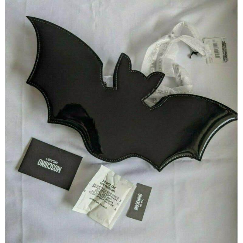 SS20 Moschino Couture Jeremy Scott Glänzend Schwarz Fledermaus Tasche Halloween Trick oder Chic im Angebot 8