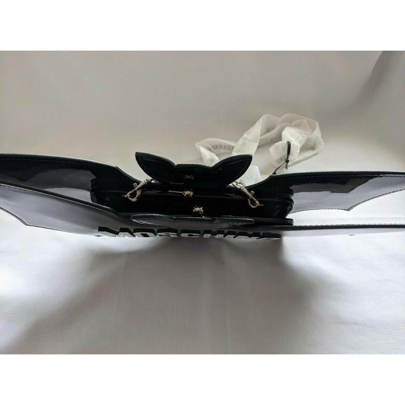 SS20 Moschino Couture Jeremy Scott Glänzend Schwarz Fledermaus Tasche Halloween Trick oder Chic im Angebot 3