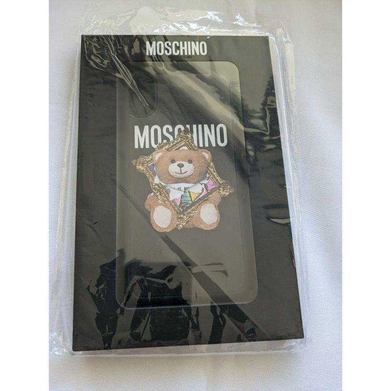 SS20 Moschino Couture Jeremy Scott Teddy Bear in Frame Case for Iphone X / XS In New Condition For Sale In Palm Springs, CA