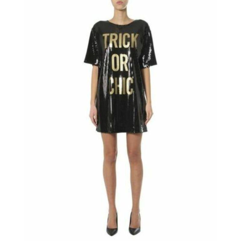 Robe Moschino Couture SS20 Jeremy Scott Trick ou Chic à paillettes noires/dorées 40 IT en vente 2