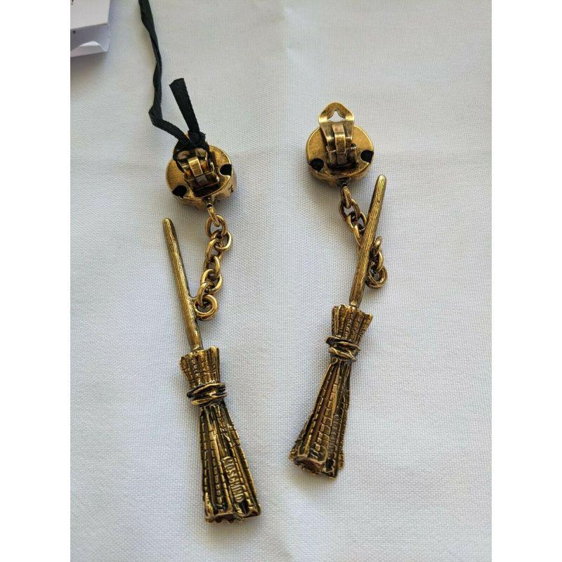 SS20 Moschino Couture Jeremy Scott Witch Broom Clip on Gold Earrings Trick /Chic In New Condition For Sale In Palm Springs, CA