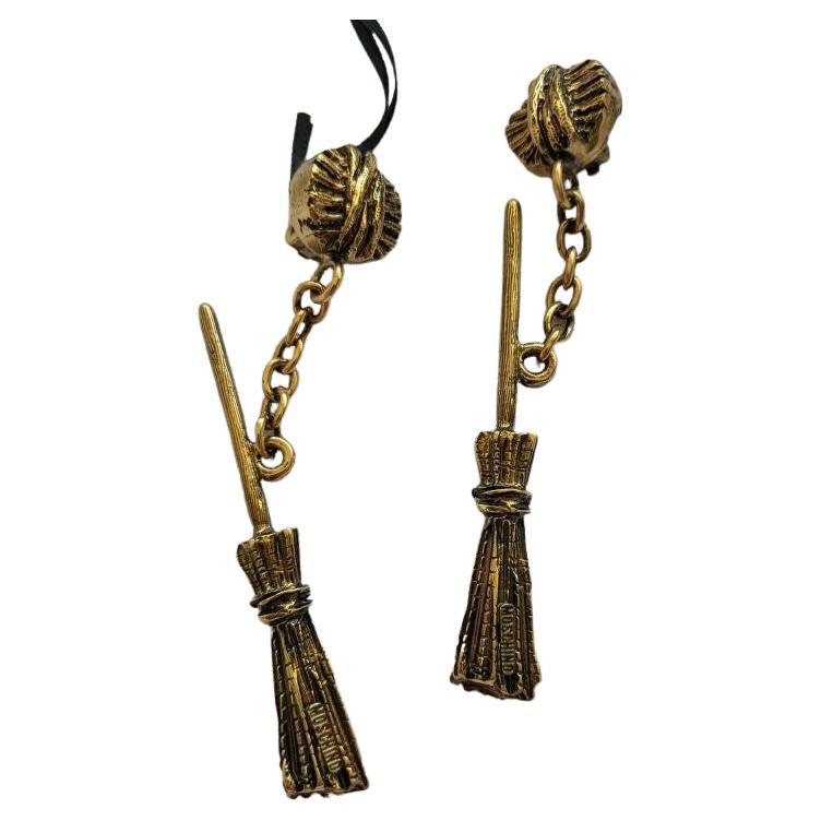 SS20 Moschino Couture Jeremy Scott Witch Broom Clip on Gold Earrings Trick /Chic For Sale