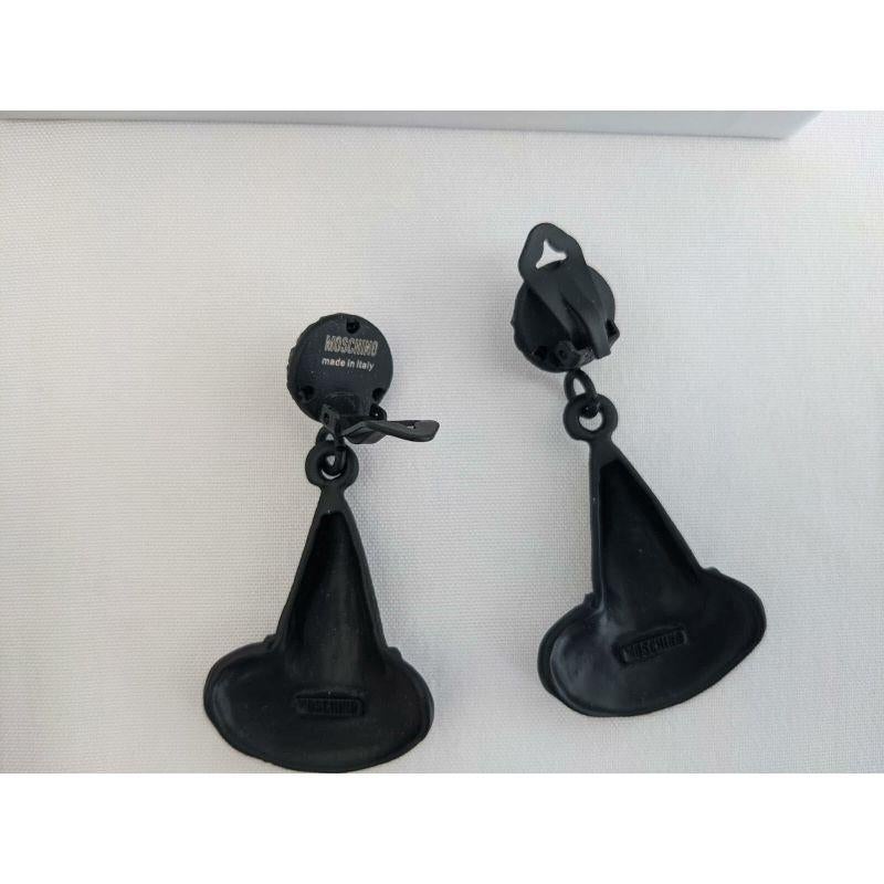SS20 Moschino Couture Jeremy Scott Witch Hat Matte Black Clip on Earrings Trick For Sale 2