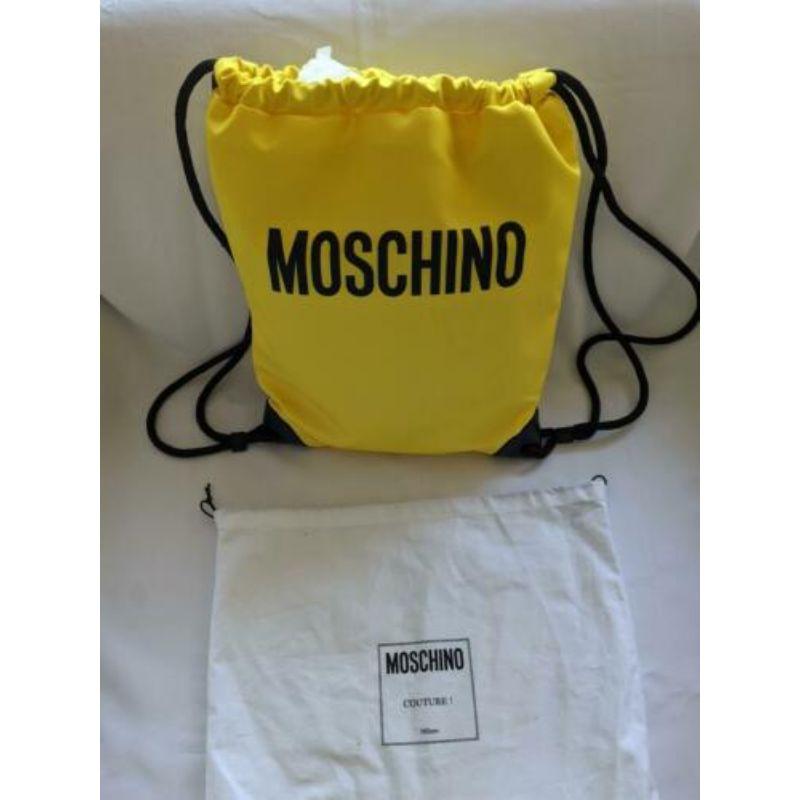 SS20 Moschino Couture Jeremy Scott Yellow Pumpkin Face Backpack Trick or Chic For Sale 2