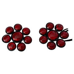 SS20 Moschino Couture Picasso Red Black Flower Clips-on Earrings by Jeremy Scott